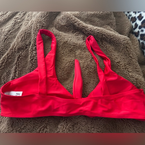 Red bikini top ❤️ - Picture 2 of 3